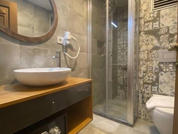 Номер Deluxe, In Ephesus Hotel And Art Galery