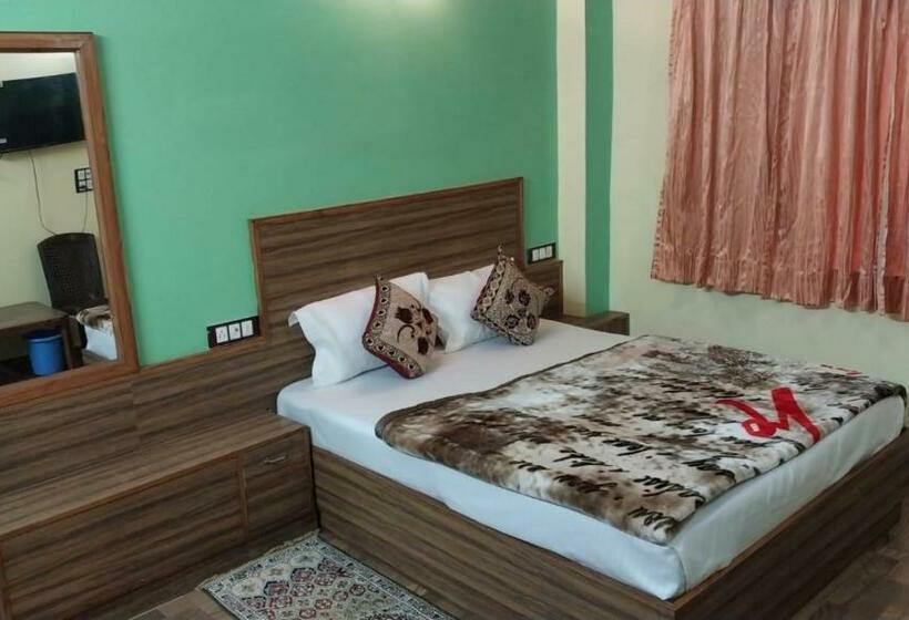 스탠다드 룸, Tirupati Regency Anandam