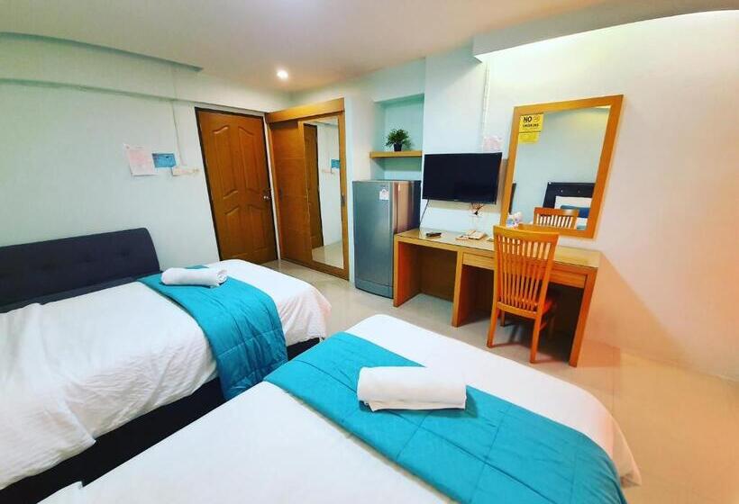 デラックスルーム, J.residence