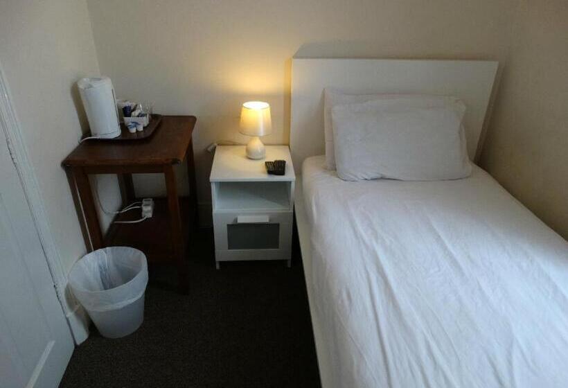 Номер Economy Индивидуальный, Campbells Guest House