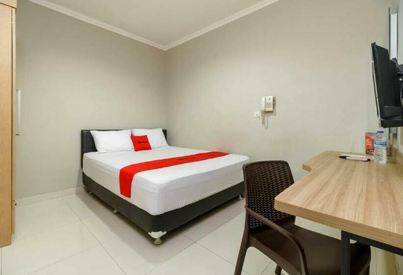 Номер Economy, Reddoorz @ Mangga Besar 2