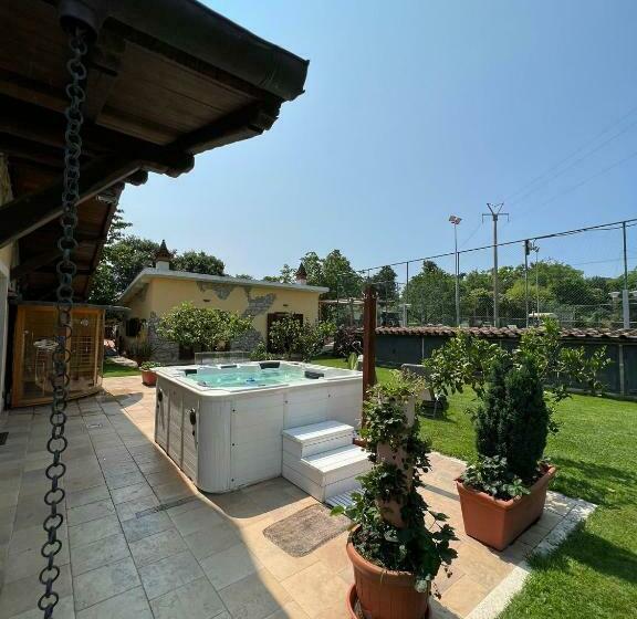 Студио Стандарт Вид на Сад, B&b Monte Tavolino