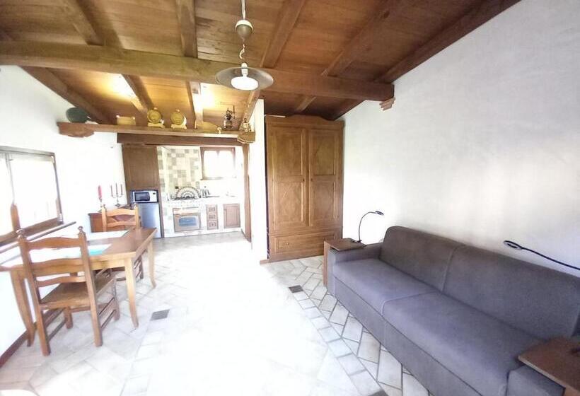 Студио Стандарт Вид на Сад, B&b Monte Tavolino