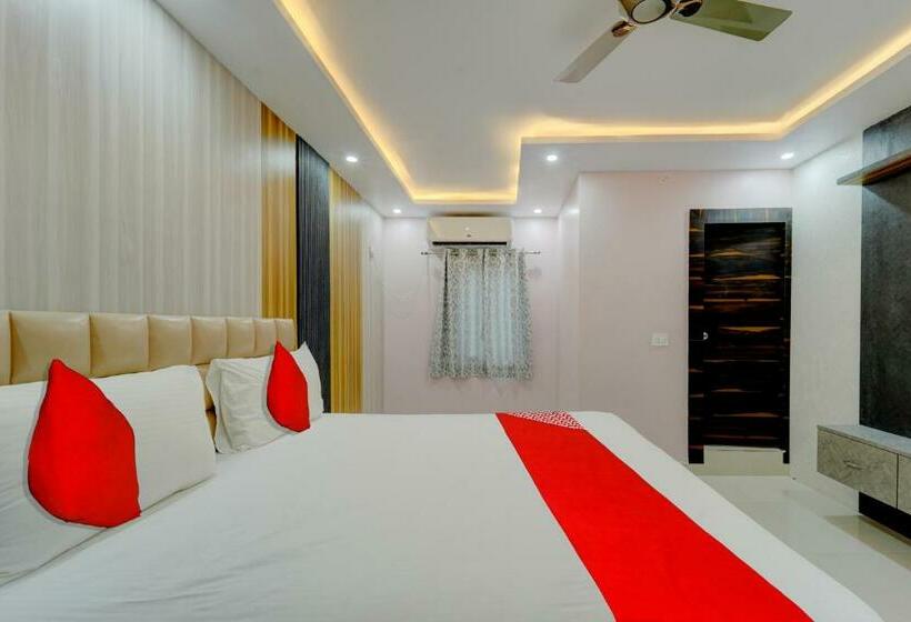 اتاق استاندارد, Oyo Flagship N S Hotel Banquet & Cafe