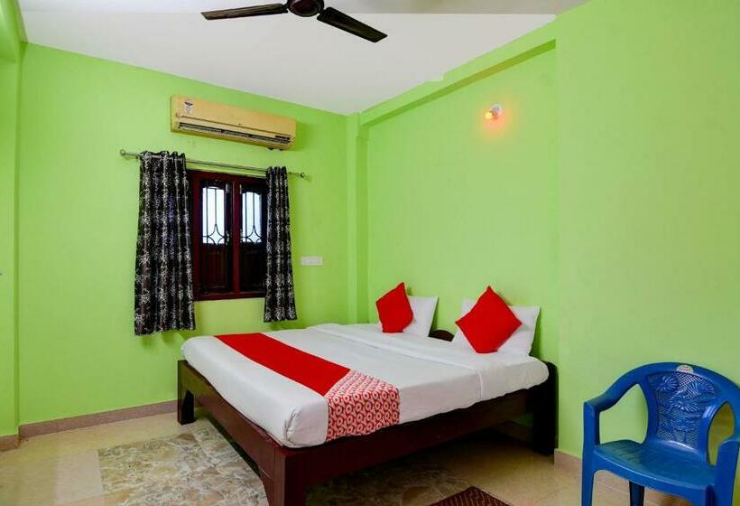Chambre Triple Classique, Oyo Flagship Shivansh Residency