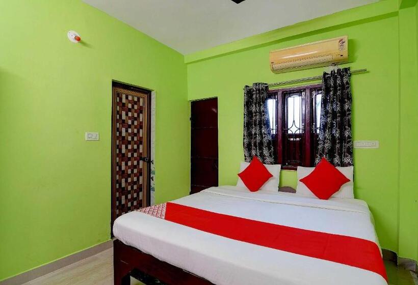 Chambre Triple Classique, Oyo Flagship Shivansh Residency