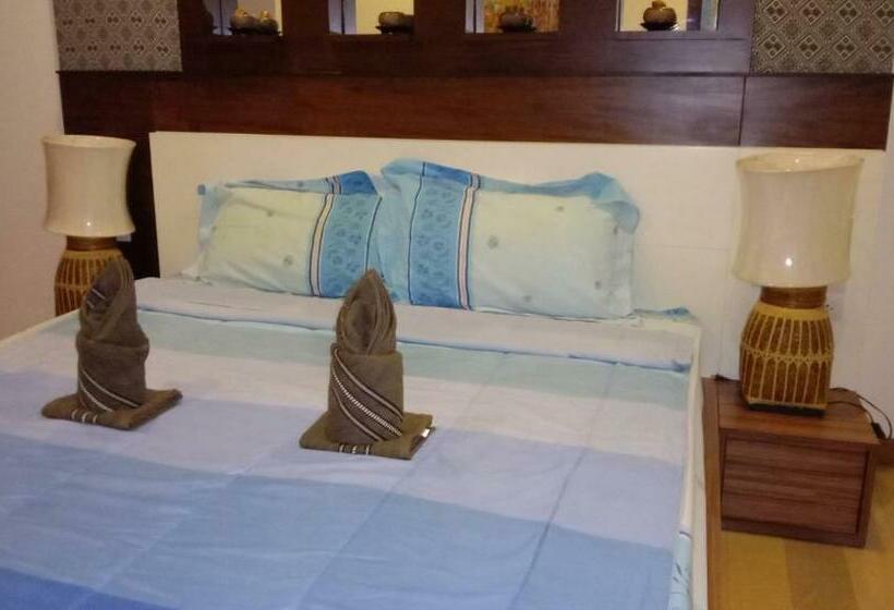 شقة سوبريور غرفة واحدة, The Astra Condo Large Room 50 Sqm ,sauna And Rooftop Pool