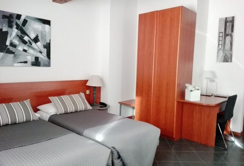 Номер Стандарт, Bert Hotel