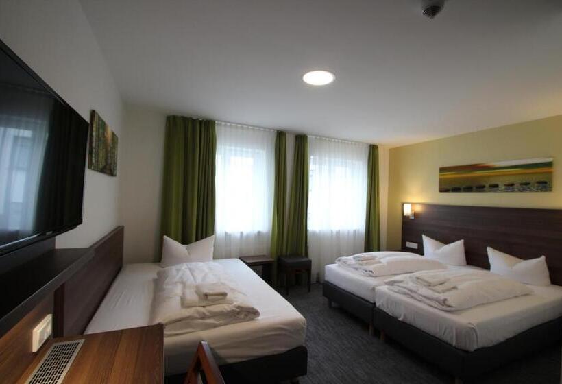 スタンダードトリプルルーム, Goethe Conference Hotel By Trip Inn