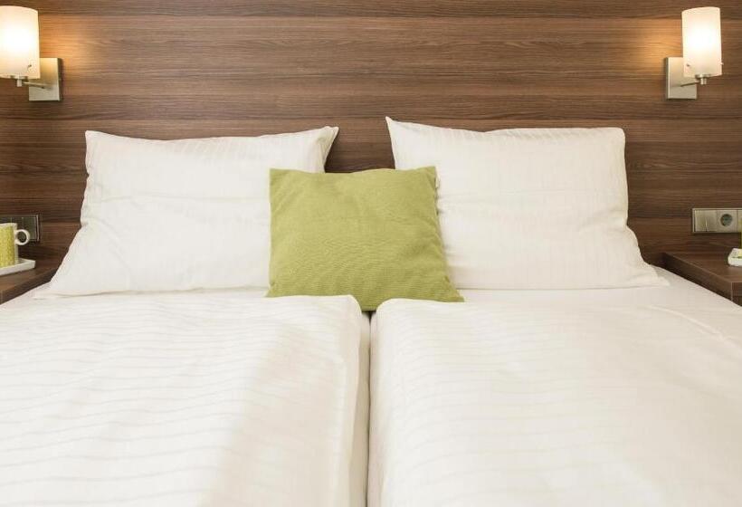 スタンダードトリプルルーム, Goethe Conference Hotel By Trip Inn