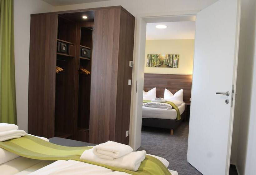 スタンダード４人部屋, Goethe Conference Hotel By Trip Inn