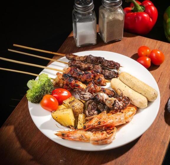 带大床的标准间, Four Points By Sheraton Jakarta Thamrin