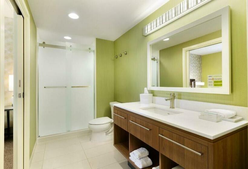 Люкс Deluxe Кровать Кинг, Home2 Suites By Hilton York