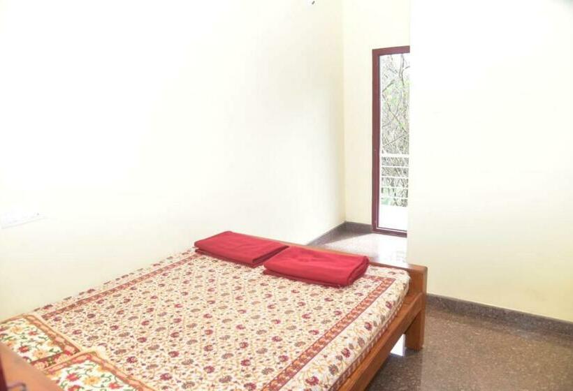 Номер Стандарт Вид на Парк, Devatha Homestay, Guest House,hotel,dharmasthala 1