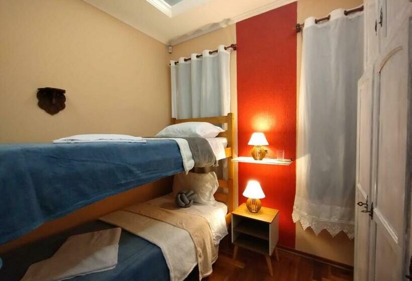 패밀리 룸, Residencia Dago Suítes