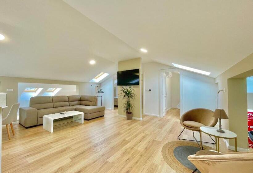 Апартаменты 2 Спальни, Comfort Apartments Pasha