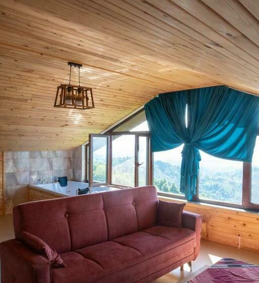 سوییت خانوادگی, Bulepe Suit Apart