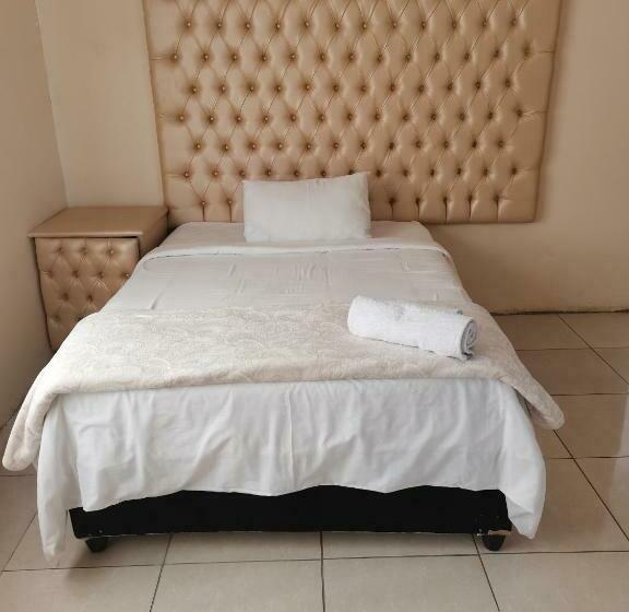 Семейный Номер Deluxe, Maletjane Holiday Resort