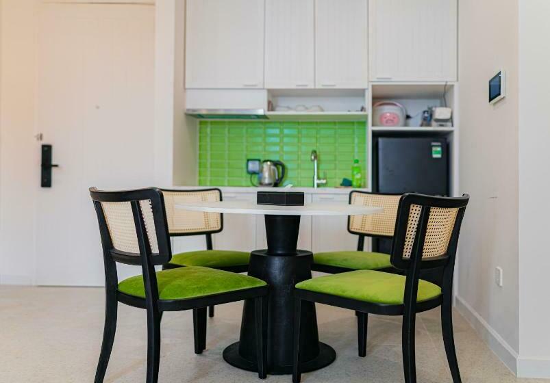 استودیوی استاندارد با چشم‌انداز دریا, E3 Hillside Apartment Phú Quốc