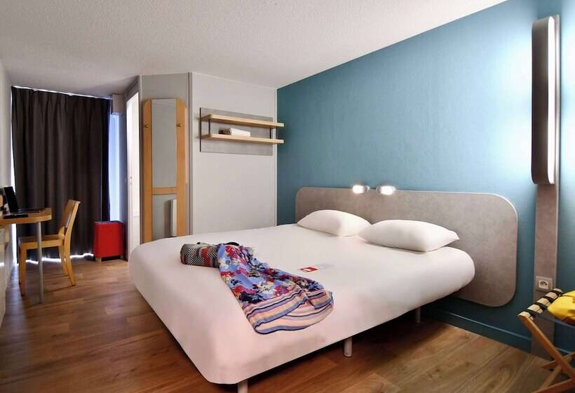 اتاق استاندارد سه نفره, Ibis Budget Vannes