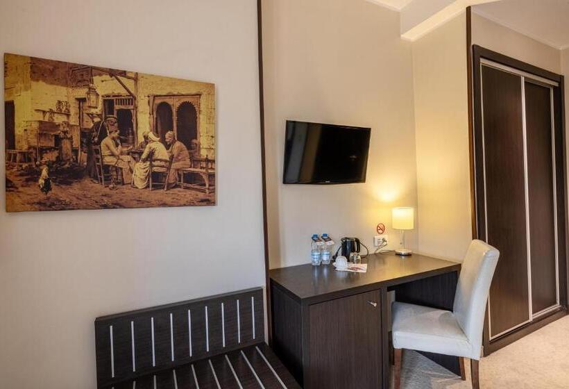 Junior Suite, Lalla Doudja