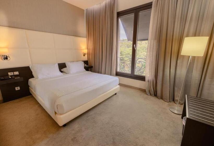 Habitación Deluxe, Lalla Doudja