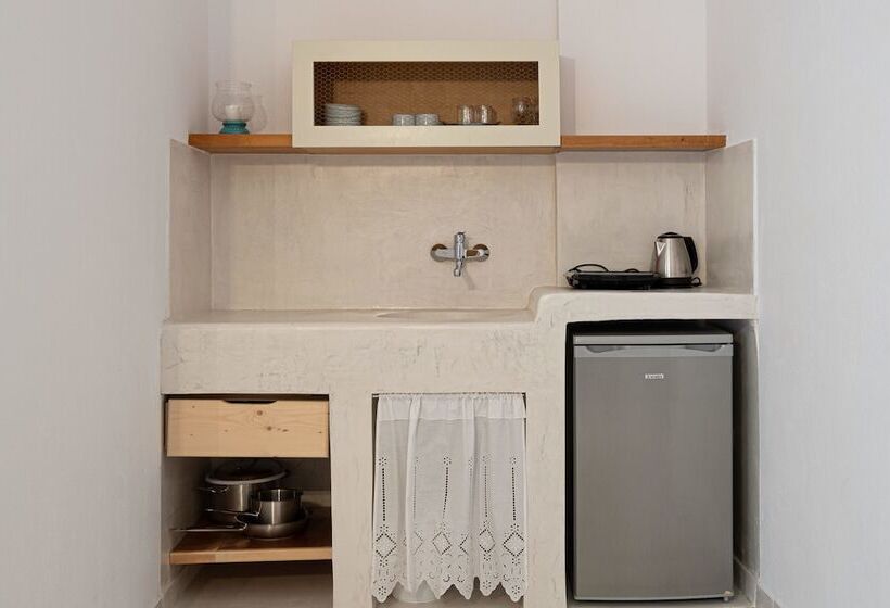 Studio Standard avec Terrasse, Santorini Crystal Blue Boutique