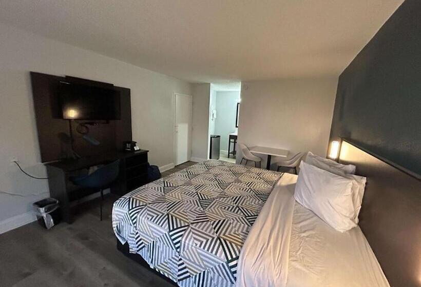 스탠다드 룸 킹사이즈 침대, Motel 6 Hammond, La – I 12 – I 55