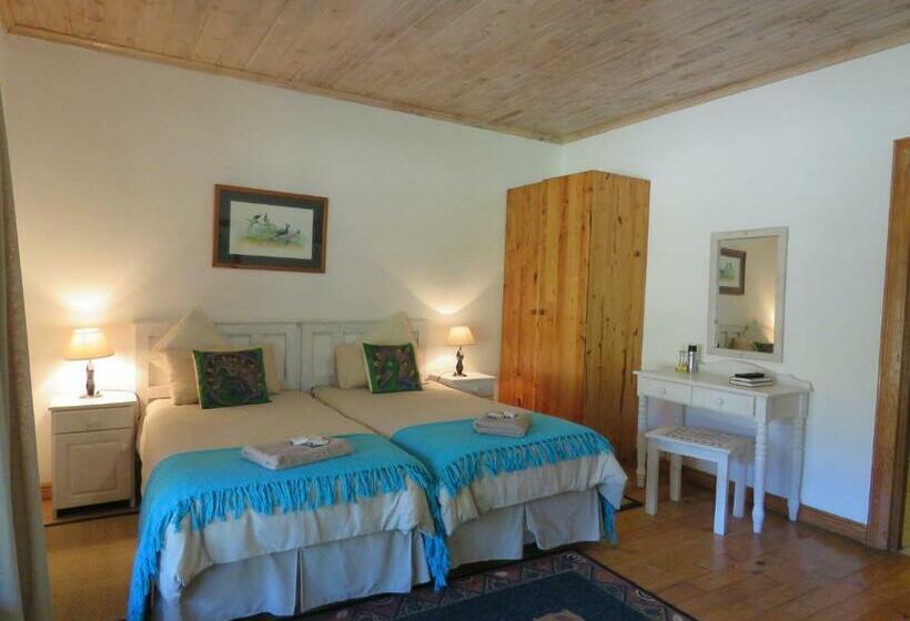 غرفة قياسية, Mentors Country Estate