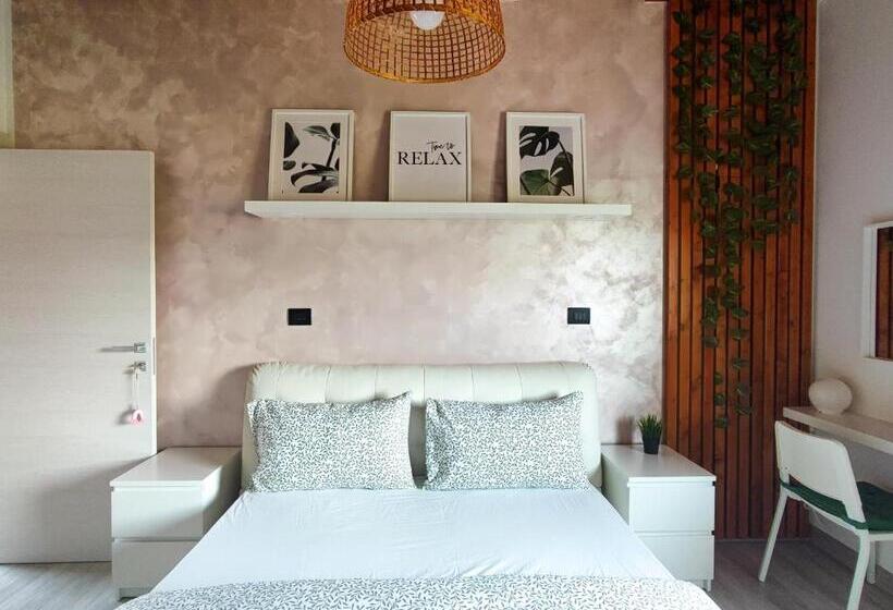 Стандартный внешний трехместный номер с ванной комнатой, Desideria Rooms Bed And Breakfast