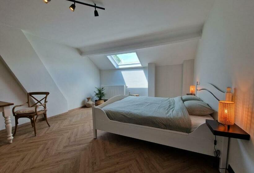 Номер Стандарт, Habitat