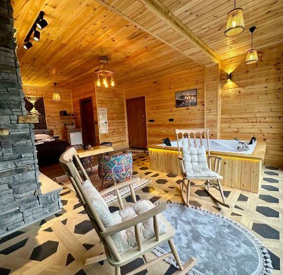 Номер Стандарт с Балконом, Dağlara Bungalov
