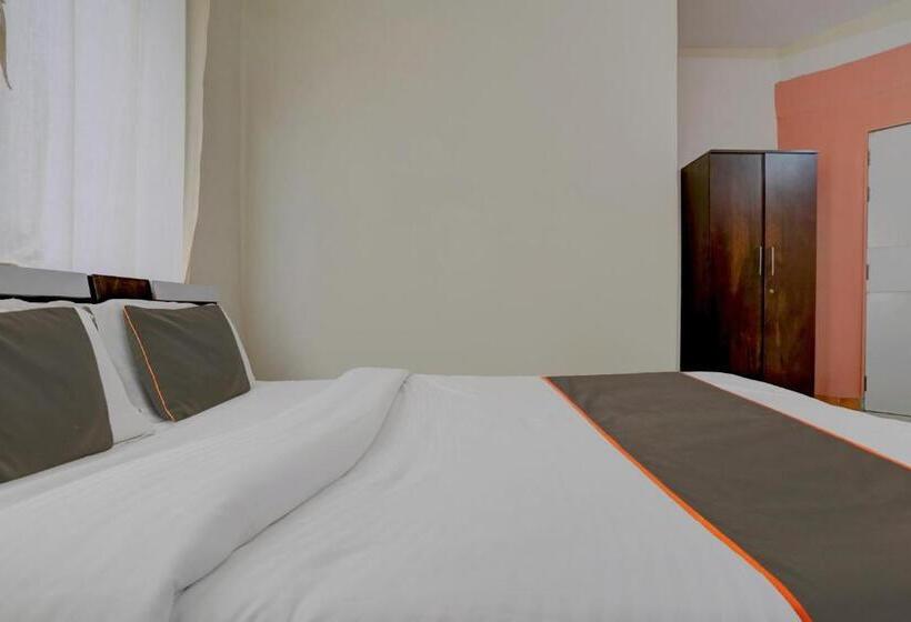 Трехместный Номер Классика, Collection O Hotel Krupa Lodge