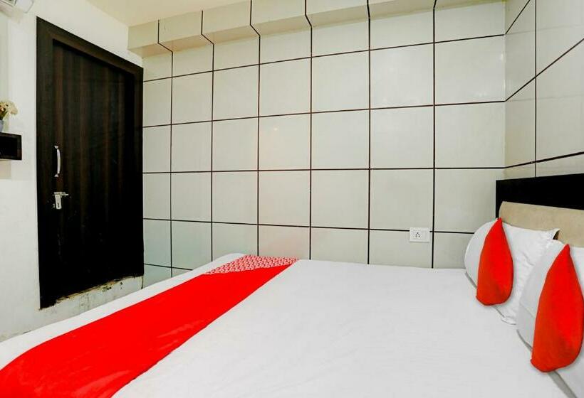 غرفة كلاسيكية ثلاثية, Oyo Flagship 81395 Hotel The Moon
