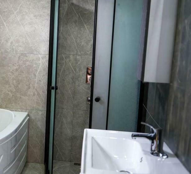 اتاق استاندارد, Mayavera