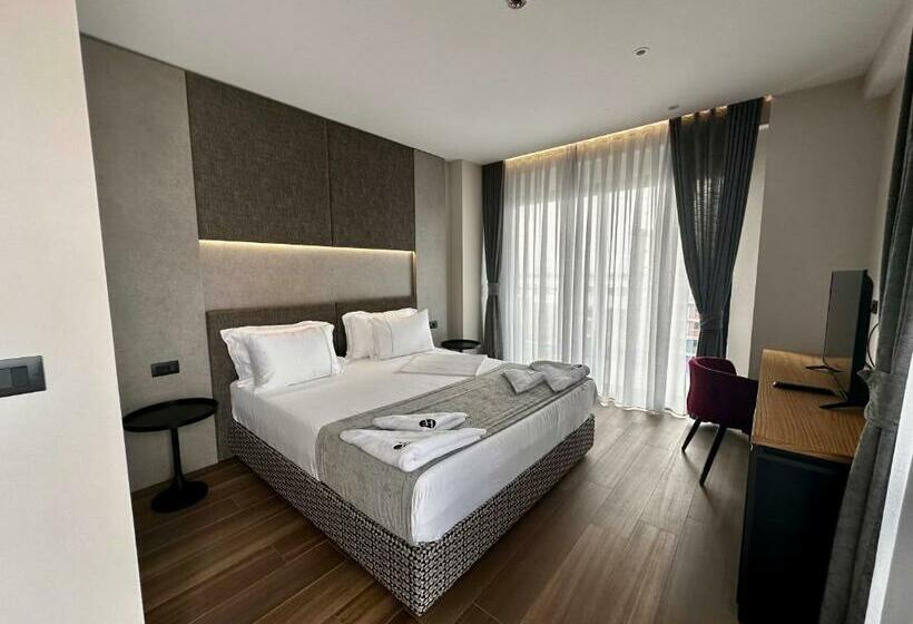 디럭스 테라스 룸 바다 전망, Frojd Kune Resort & Beach