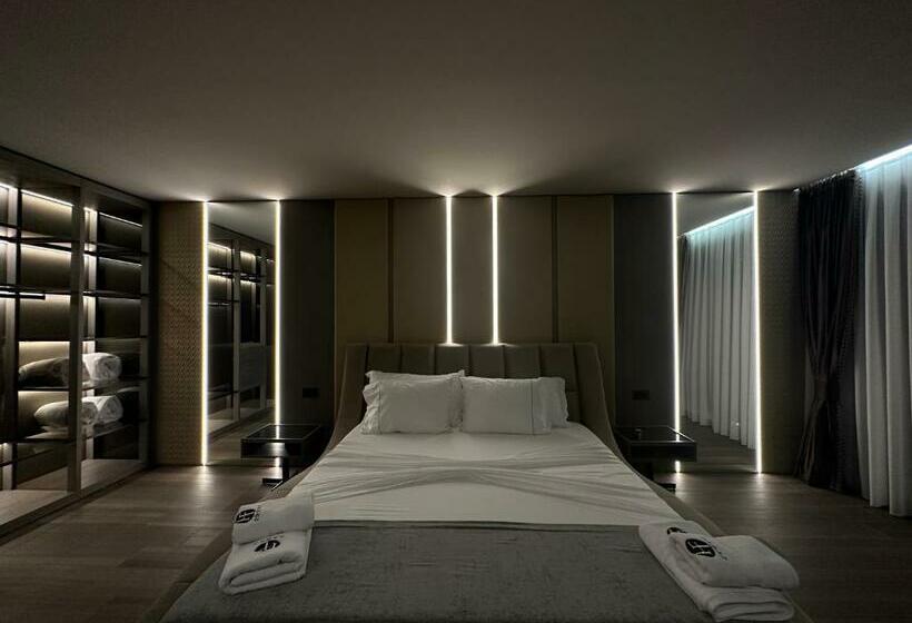 자쿠지 스위트, Frojd Kune Resort & Beach
