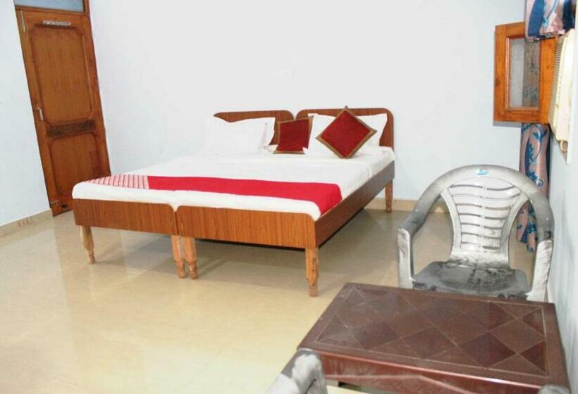 Трехместный Номер Классика, Oyo Hotel Akki Plaza