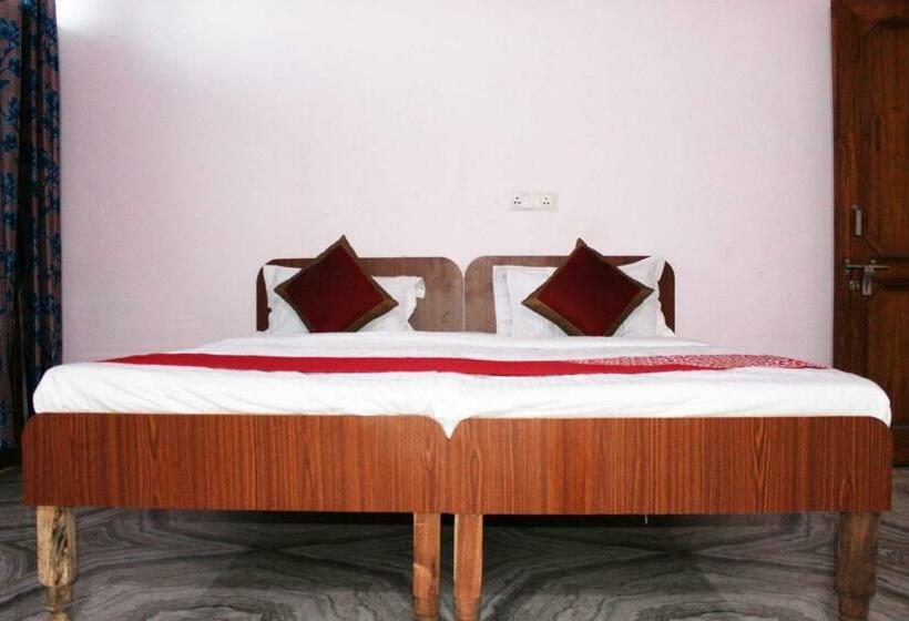 Трехместный Номер Классика, Oyo Hotel Akki Plaza