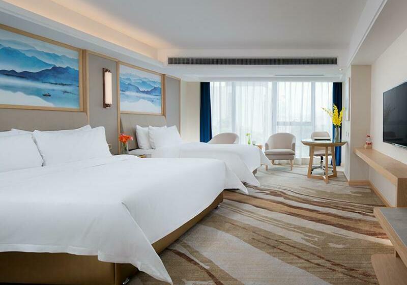 Семейный Номер Deluxe, Vienna International Hotel South Gate Of Shenzhen International Convention And Exhibition Center