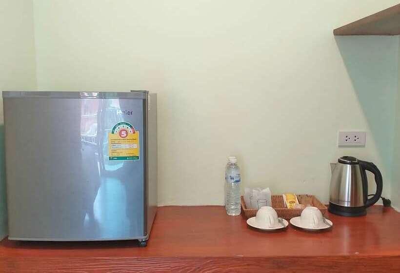 Номер Deluxe, The Ford Sunset Beach Resort