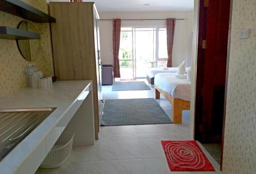 Трехместный Номер Deluxe, The Ford Sunset Beach Resort