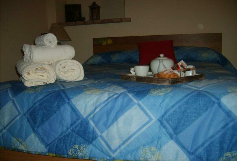 Номер Стандарт, Grappoloduva B&b