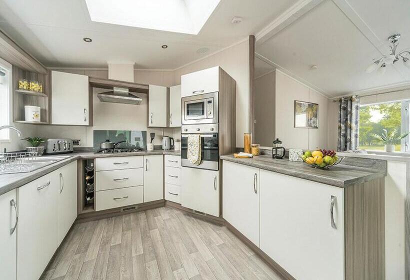 Дом 4 Спальни, Ogwen Bank Caravan And Lodge Park