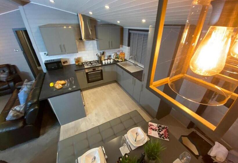 Дом 3 Спальни, Ogwen Bank Caravan And Lodge Park