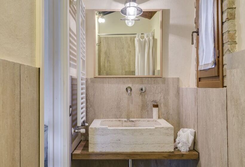 إستوديو قياسى, Agriturismo Le Canterie