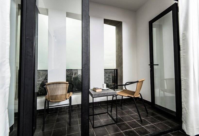 Президентский Люкс, Aquarius Hotel And Urban Resort