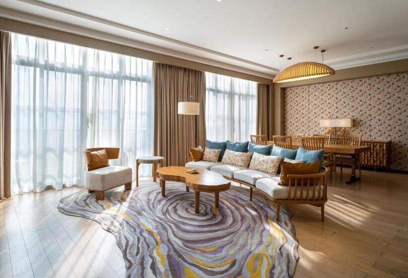 Люкс Вид Гольф, Four Points By Sheraton Chengdu, Pujiang Resort