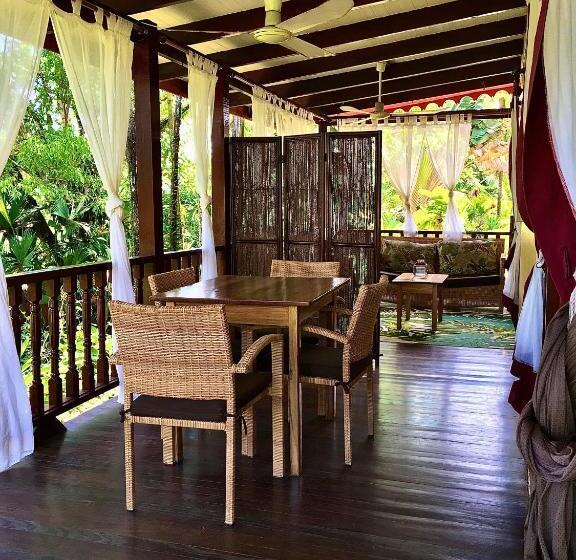Люкс Повышенной Комфортности, El Encanto