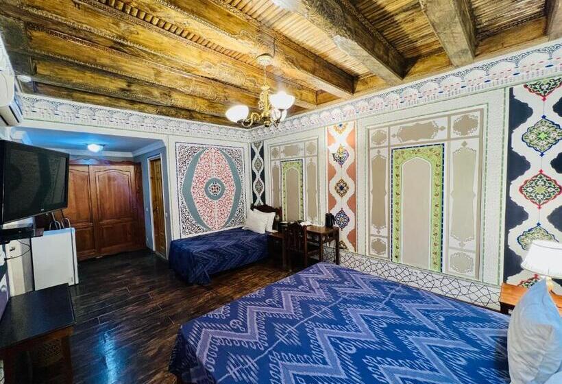 스탠다드 트리플 룸, Komil Bukhara Boutique